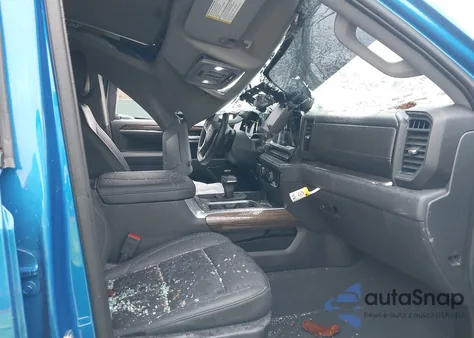 2024 Chevrolet Silverado 1500 4Wd Short Bed Lt Trail Boss z USA, uszkodzony, nr VIN 3GCUDFED3RG120422